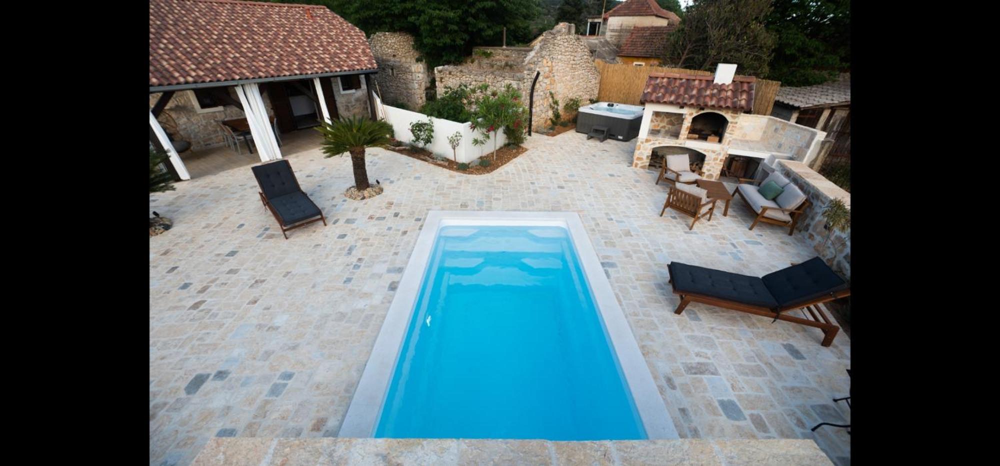 Moki'S Debi Villa Debeljak Exterior photo